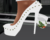 Christmas Holly Pumps