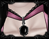 \/ Rose Cameo Choker