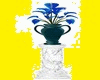VASO CON FIORI BLU