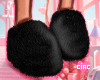blk puffy slippers e