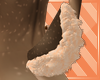K; Pose Tail
