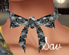 Skull/Bow Choker-Blk/Wht
