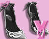 Ỿ | velvet heels