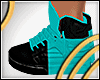 ~Y~ Show Out Kicks