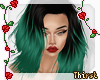 T| Kylie Jenner 