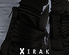 メ High Sneaker