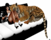 sofa con tigre 