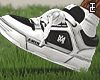 Amr Sneakers
