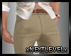 beige pants_belt