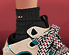 ❌ Curb Sneakers v4