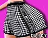 !C Shorts CD
