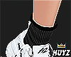 𝙃. Sneaker Huyz