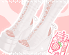 牛COW: white boots