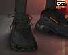rz. Lyan O. B. Sneakers