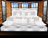 WHITE PILLOW BED