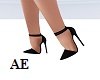 L n L Heels