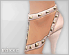 $ Rockstud nude