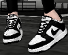 Her Dunks