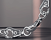 é Metal Necklace