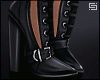 !.Dom Boots.