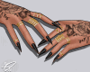 Black  Nails e TATTOOS