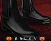 R | Black boots