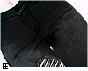 !EEe Jeans Broken