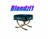Kiss , Chair