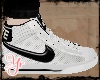 🌸 Nike White