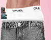 r. Ripped Jeans Short g