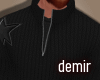 [D] Star black sweater