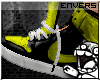 [E] *Kicks yellow