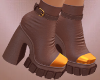Brown boots F