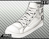 [MAG]White kicks