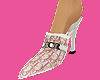 Pointy mules >_<