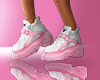 Pink  kicks
