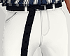 ✖ White Jeans + Belt.