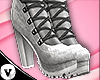 (V) White Boots/B19