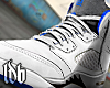 M | White Stealth 5
