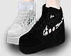 害羞. Nike Air Force