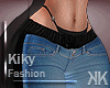 🌹look for baggy jeans
