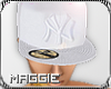 *M* NY Fitted | White