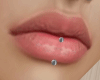 Lips Piercing Zell