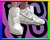 [k] Shoe K White