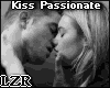 Pose Couple Kiss Pasion