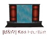 [B&W] Kiss-Fountain