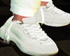 WHITE SNICK