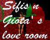 SIFIS N GIOTA S LOVE ROO