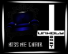 *B* KissMe Chair