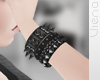 ½. Dauntless Bracelet r